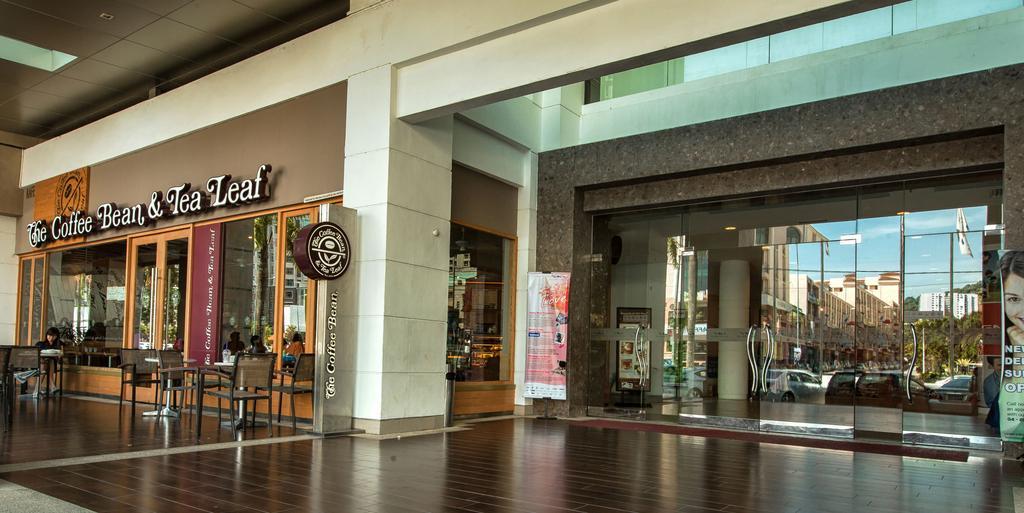 Luxfort 118 Service Suites Tanjung Tokong Exterior photo